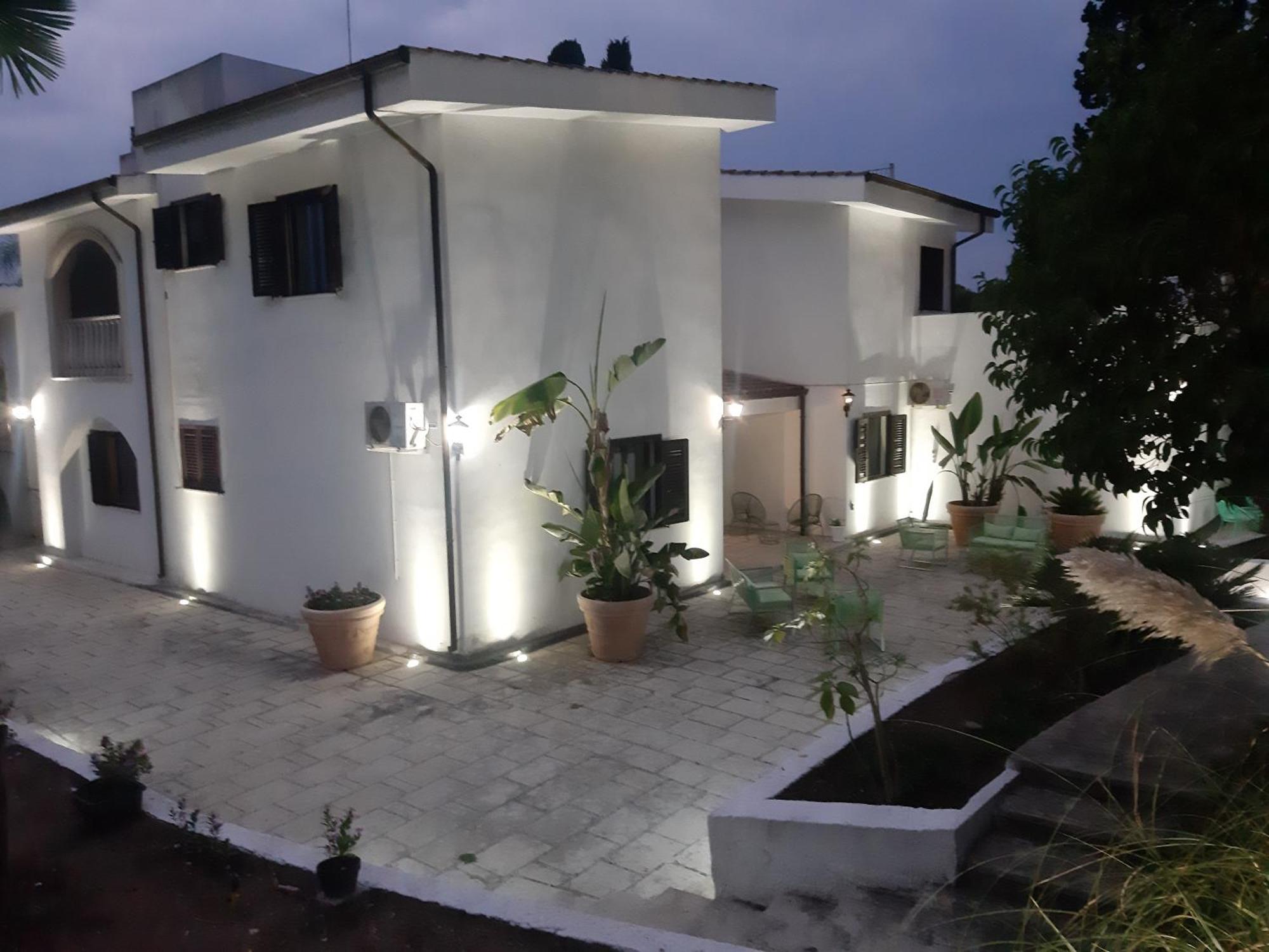 Relais Lavalle Taranto Bagian luar foto