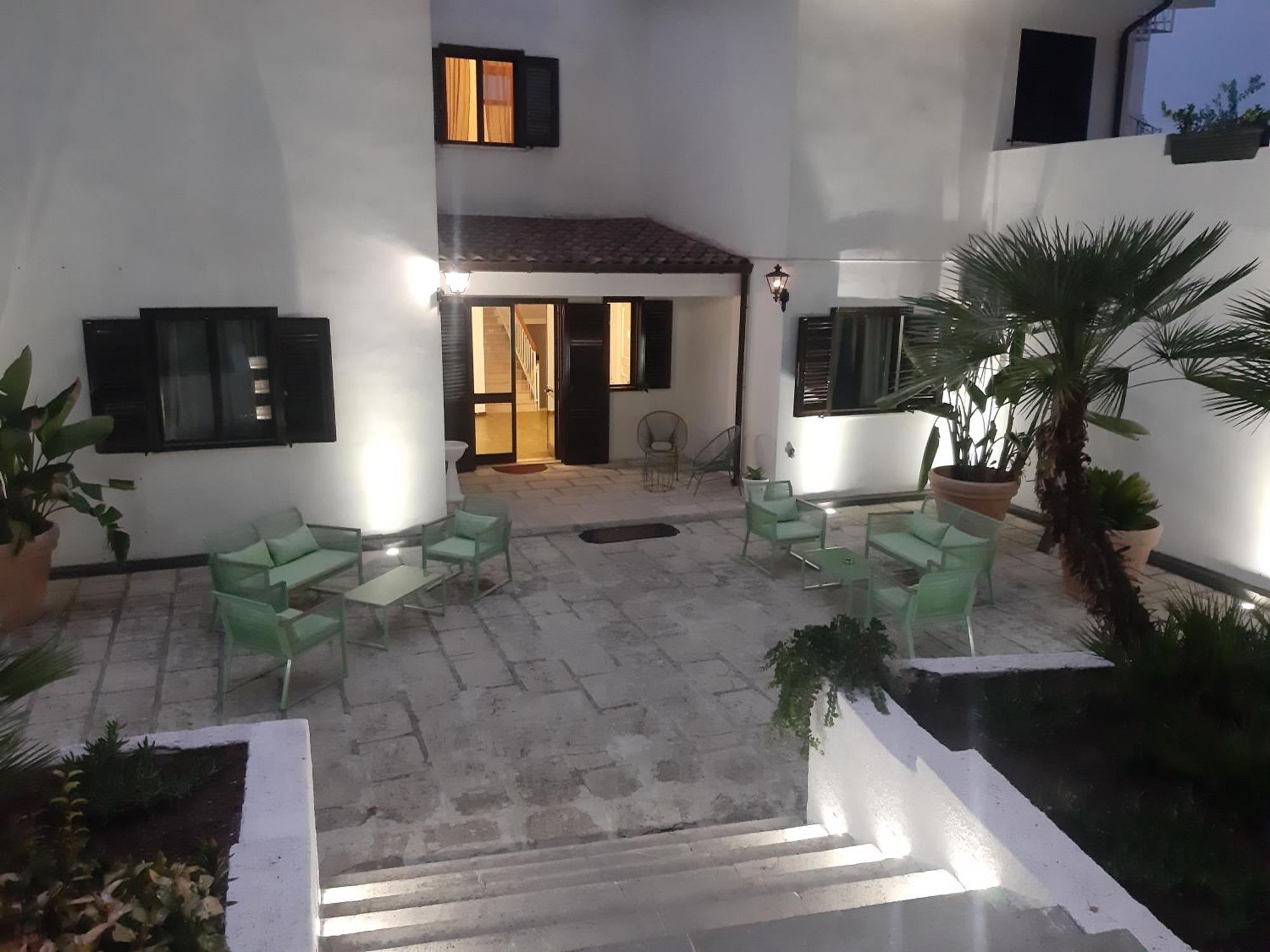 Relais Lavalle Taranto Bagian luar foto
